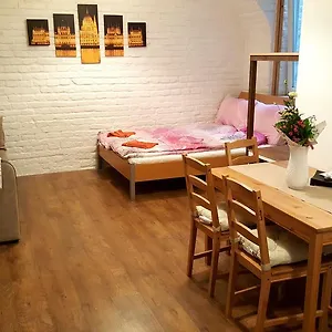 Szent Istvan White Apartamento Budapeste